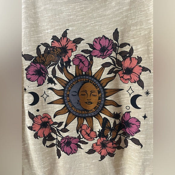 NEW Lucky Brand SZ Large Sun and Moon Floral Print Graphic Tee Shirt - Picture 3 of 11
